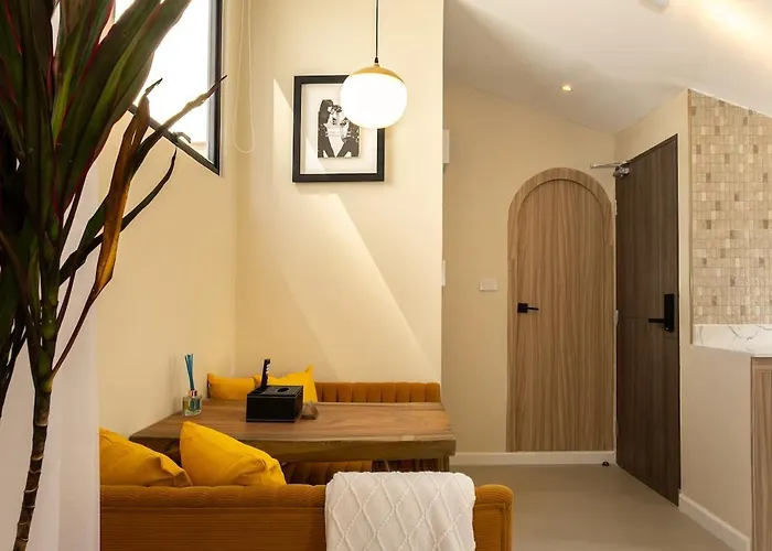 For 3 Guests With Kitchen At Center Sathorn * 방콕
